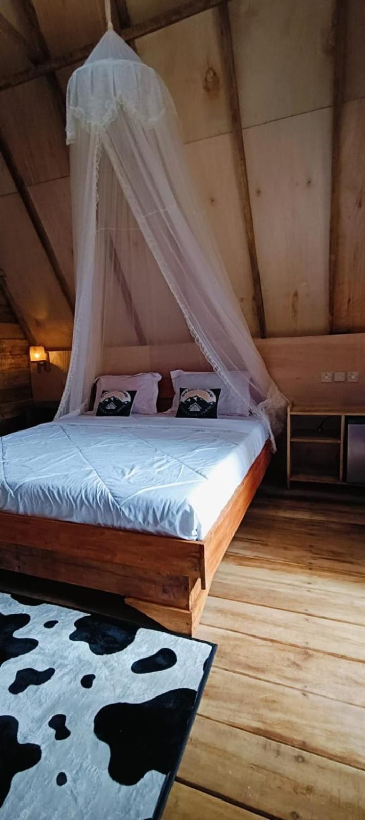 Girang Rinjani Bungalows تيتيباتو المظهر الخارجي الصورة